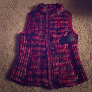 Tommy Hilfiger red &blue plaid vest size S $65 NWT